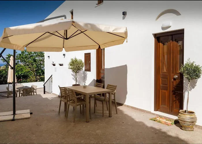 Lindian Villas